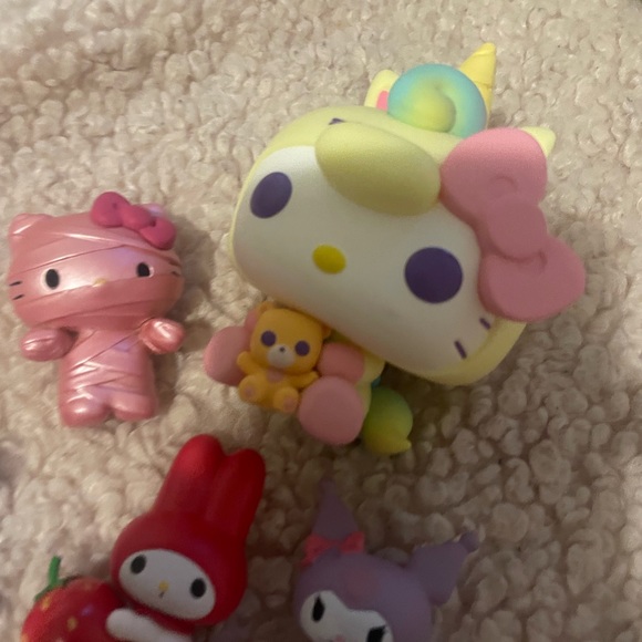 Sanrio and Hello Kitty Collectors Figures Set (COLLECTORS BUNDLE DEAL) - Picture 2 of 5